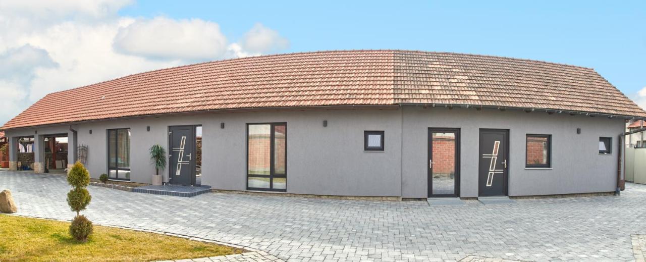 Apartament Tango La Casa Piano House ,Cu Parcare Алба-Юлия Экстерьер фото